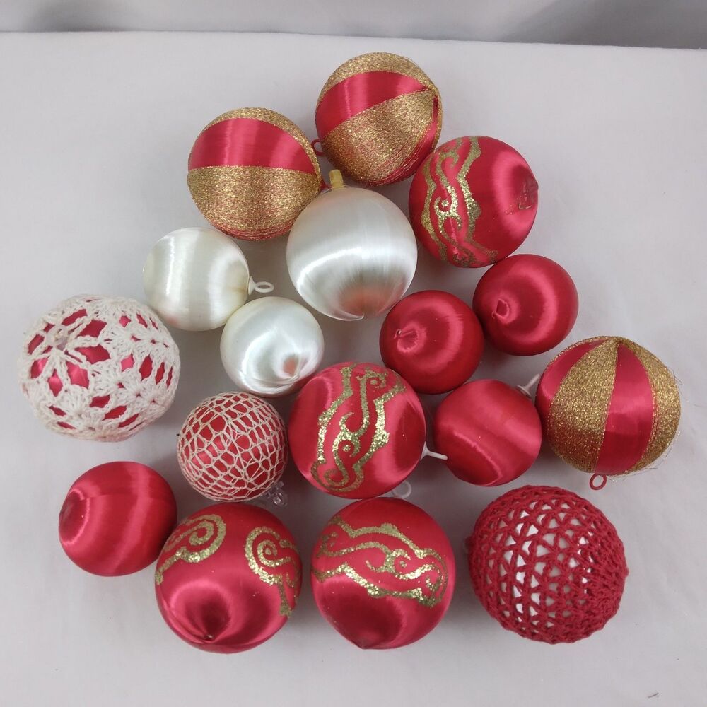 17 Vintage Glitter Crochet Christmas Ornaments Satin Balls Red Gold White